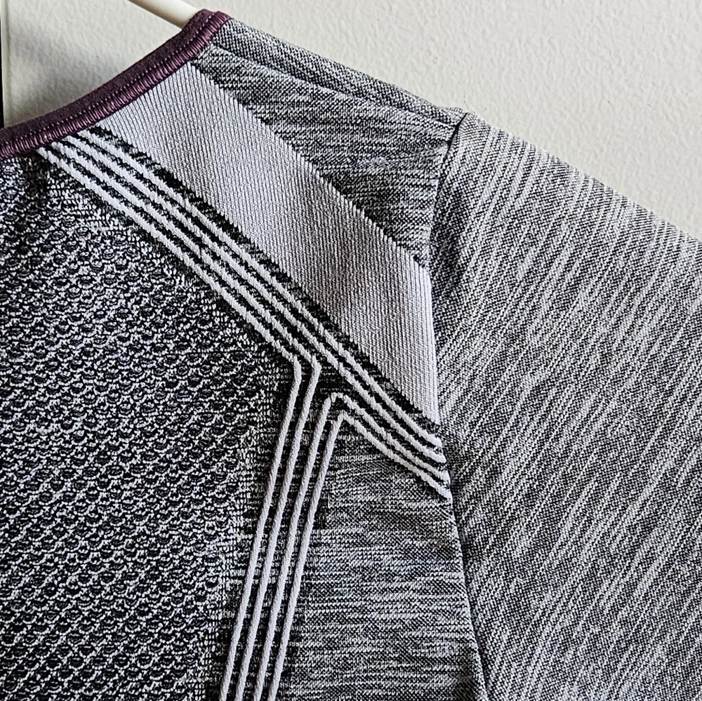 Athleta Impact Crop Top in Women's M - Picture 8 of 15